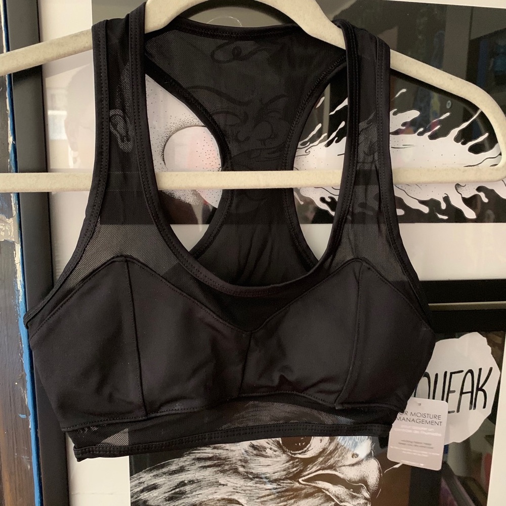 Forever 21 Sports Bra-Size S NWT